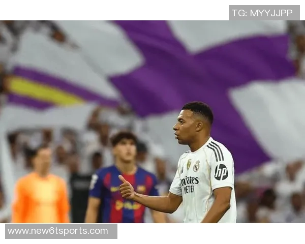 姆巴佩场边怒斥裁判四官要求专注比赛不应分心他人