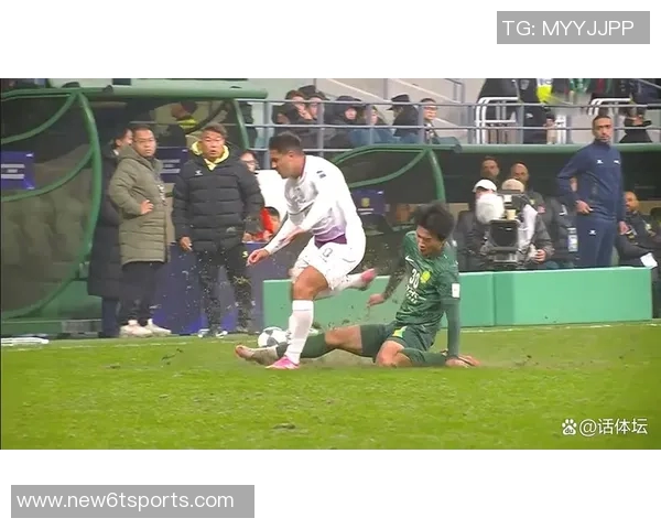 国安队明天下午适应场地训练拉米罗与塞鸟将出席新闻发布会