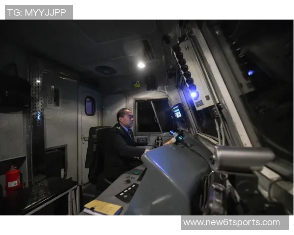 杨瀚森工作室回顾：凌晨1点入睡4点赶机场的忙碌生活